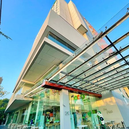 POP! Hotel Gubeng Surabaya Exterior foto