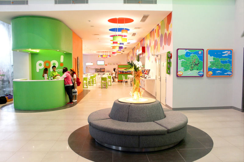 POP! Hotel Gubeng Surabaya Exterior foto